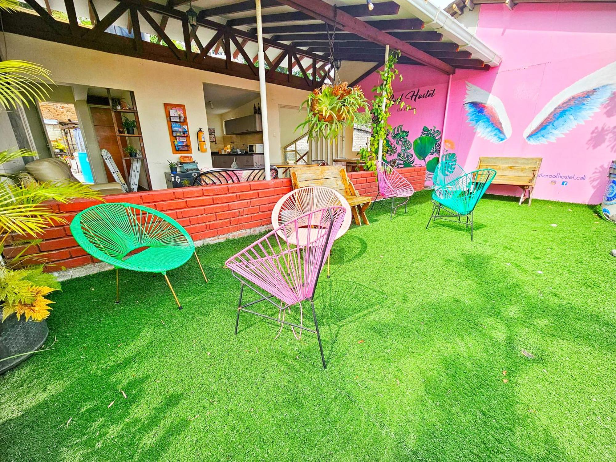 Roof Hostel Cali Exterior photo