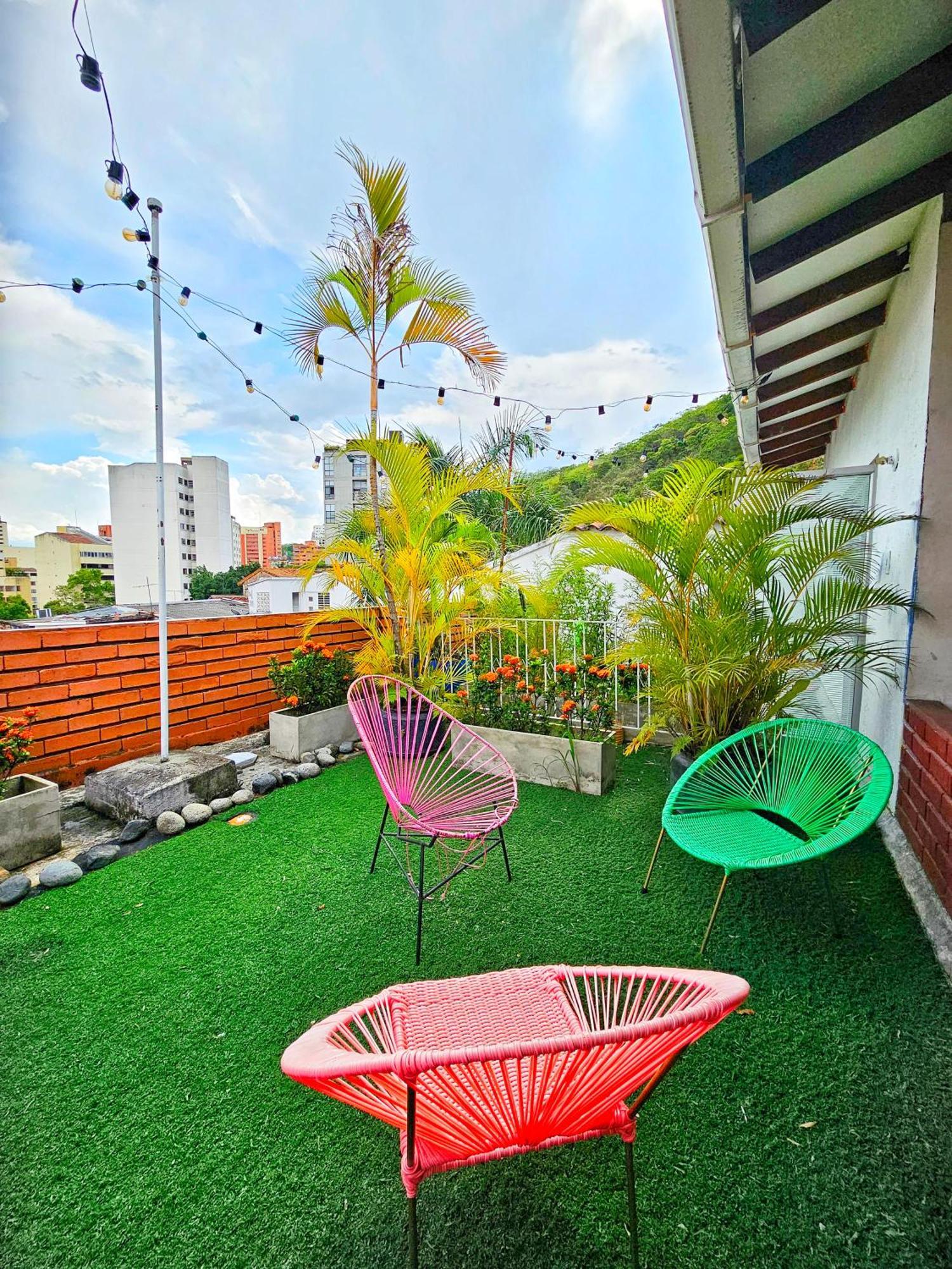 Roof Hostel Cali Exterior photo