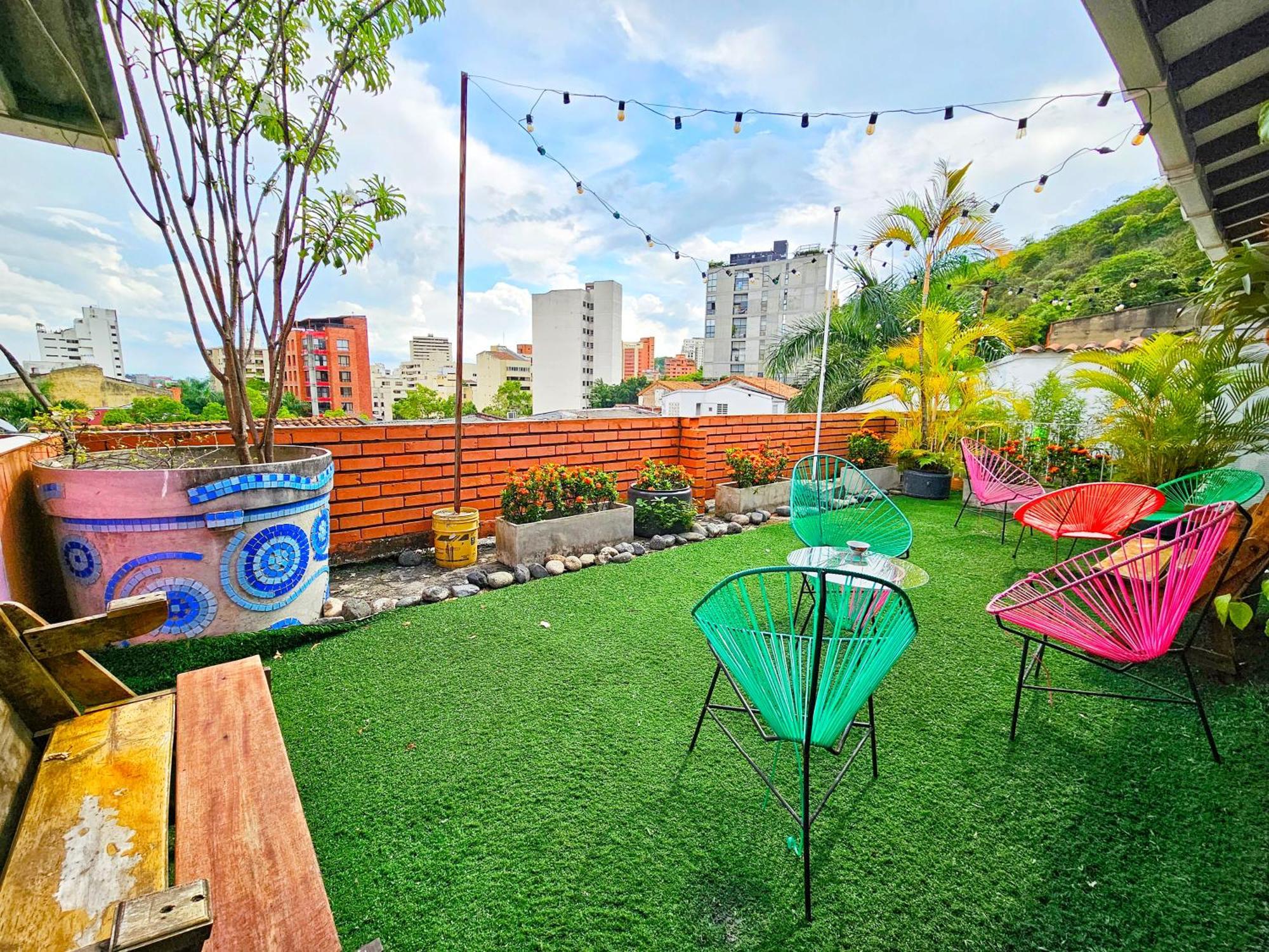 Roof Hostel Cali Exterior photo